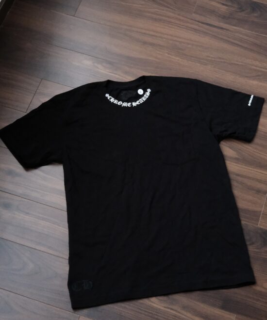 CHROME HEARTS NECK LOGO POCKET T-SHIRT